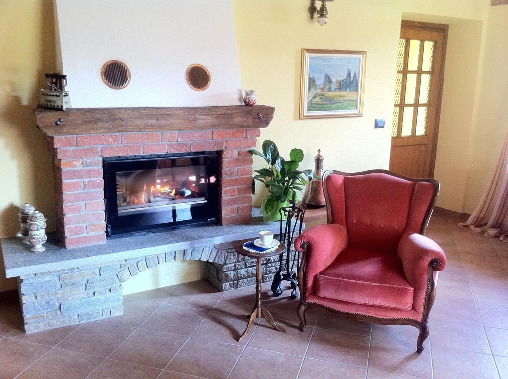 Bed and Breakfast Cascina La Barona Savigliano Exteriér fotografie